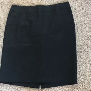 Black kneelength skirt. Like brand new!